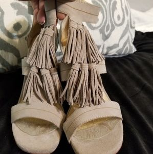 Chinese laundry fringe suede heels size 10